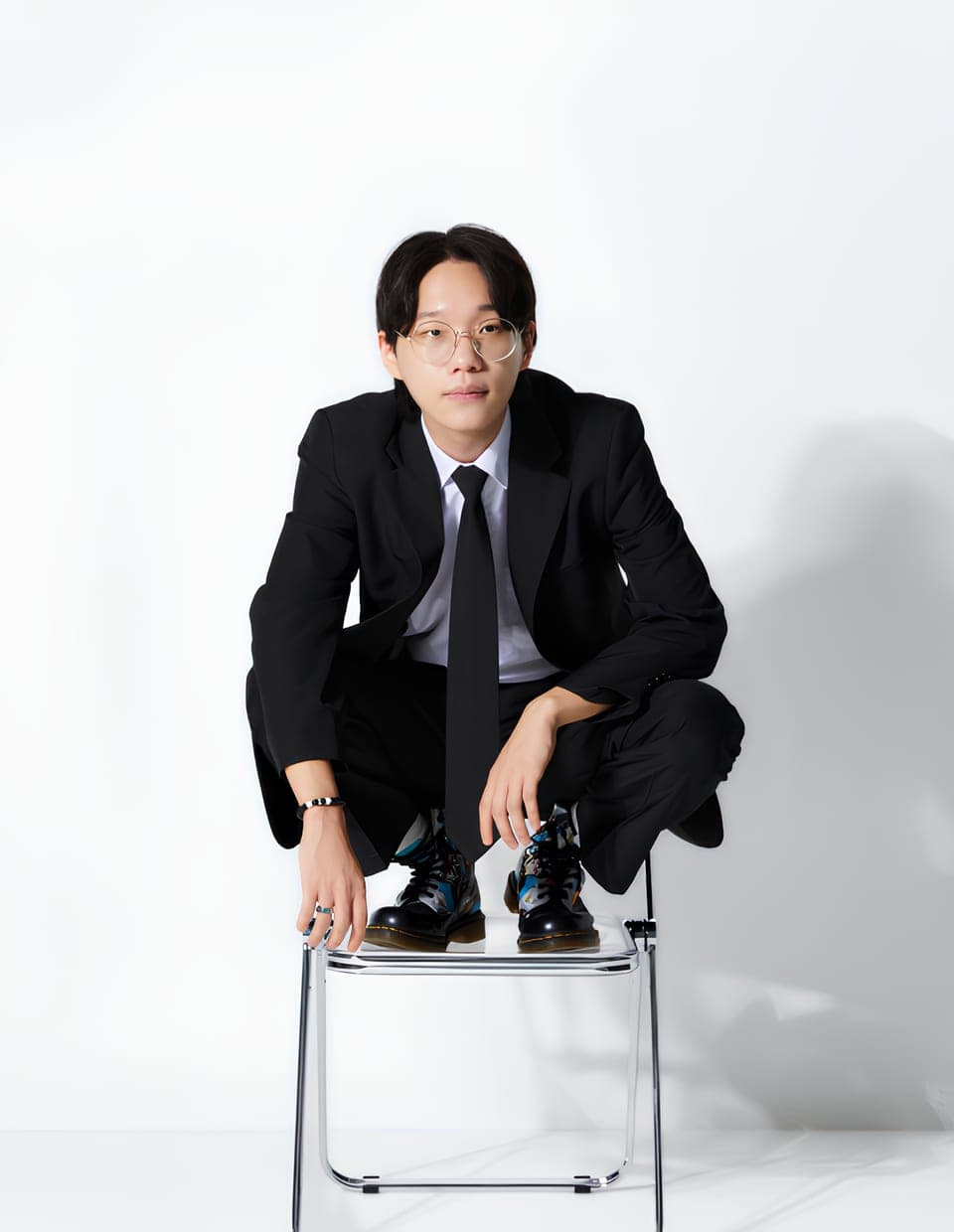 BackJongYun artist photo